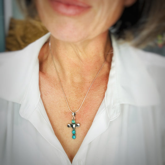 Crossed Hearts Pendant
