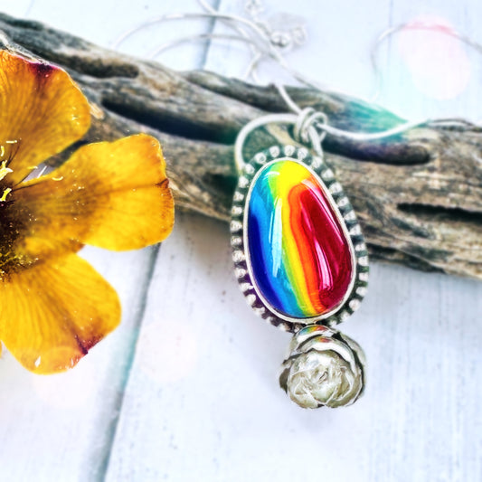 OZ: Rainbow Pendant