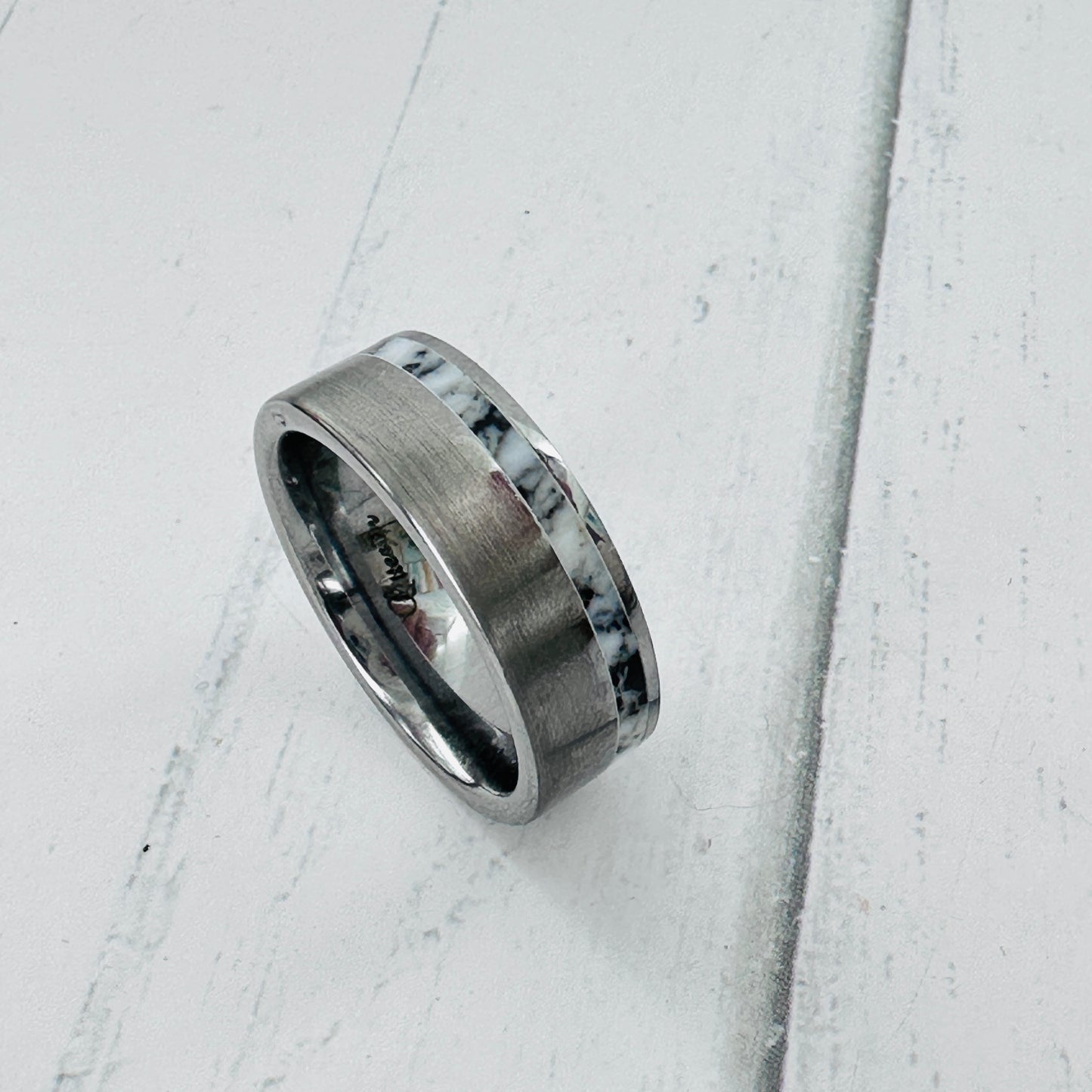 Men’s Tungsten White Buffalo inlay ring size 10.5