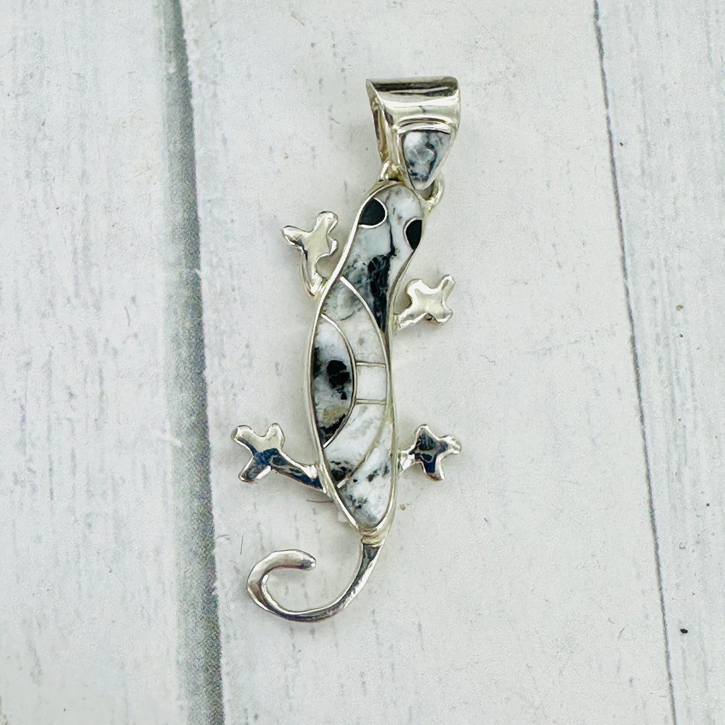 Gecko (White Buffalo) Pendant