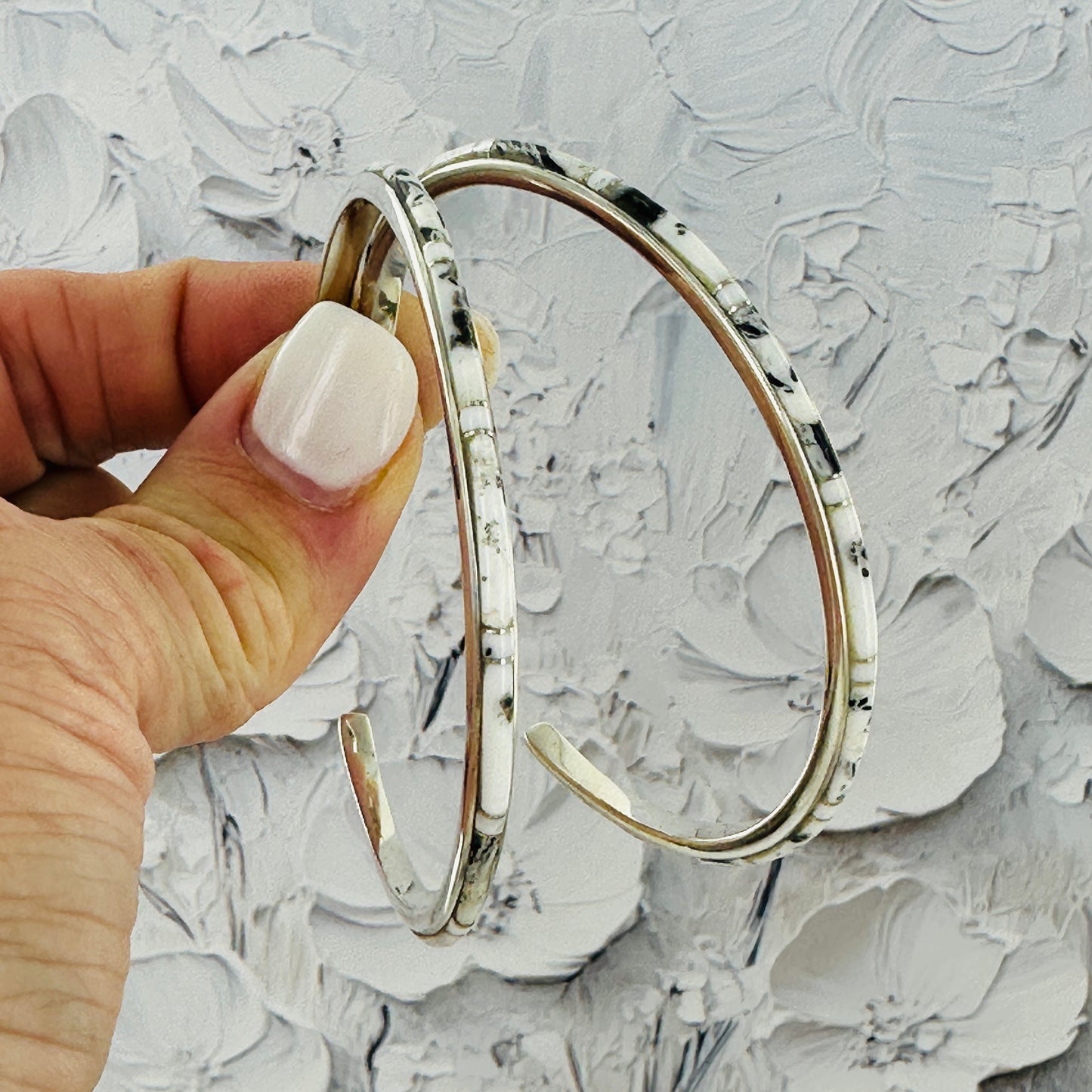 XLARGE {White Buffalo} Hoops