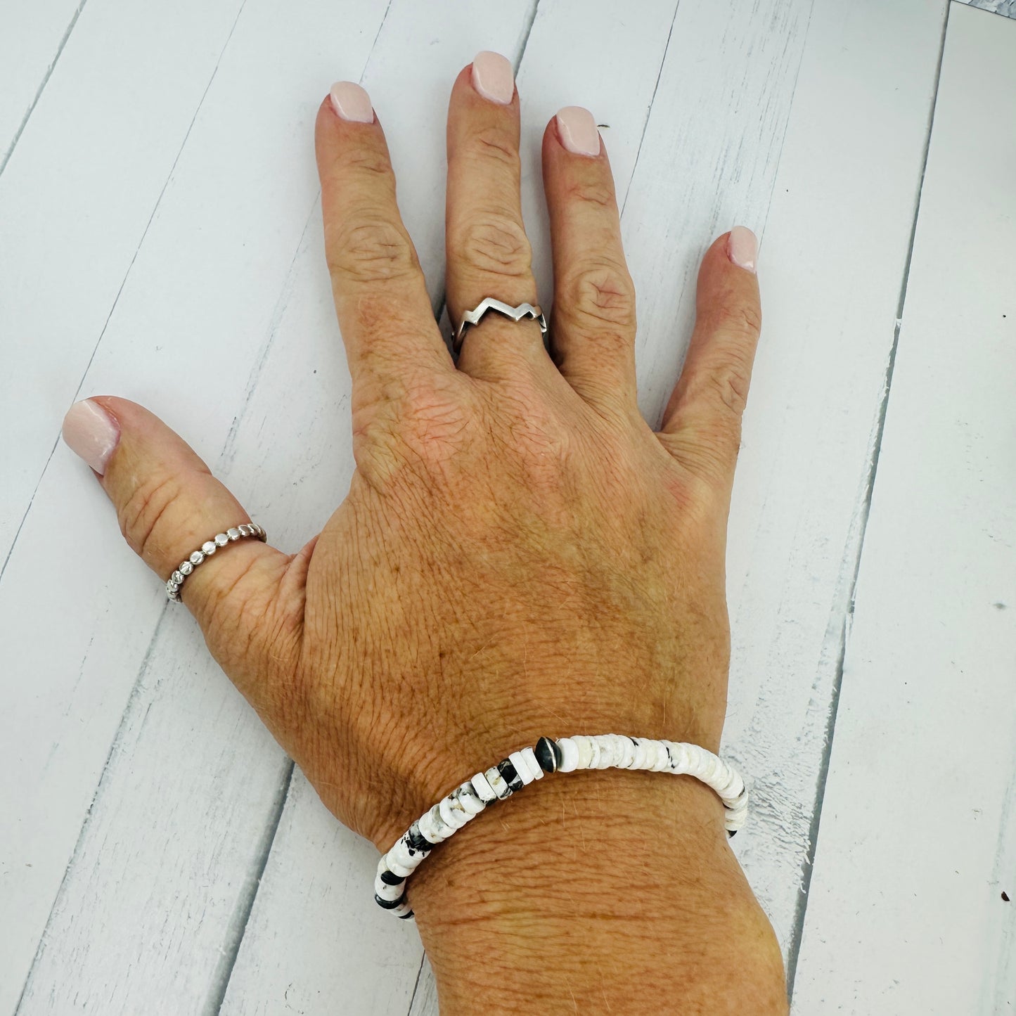 White Buffalo or Turquoise Stretch Bracelets