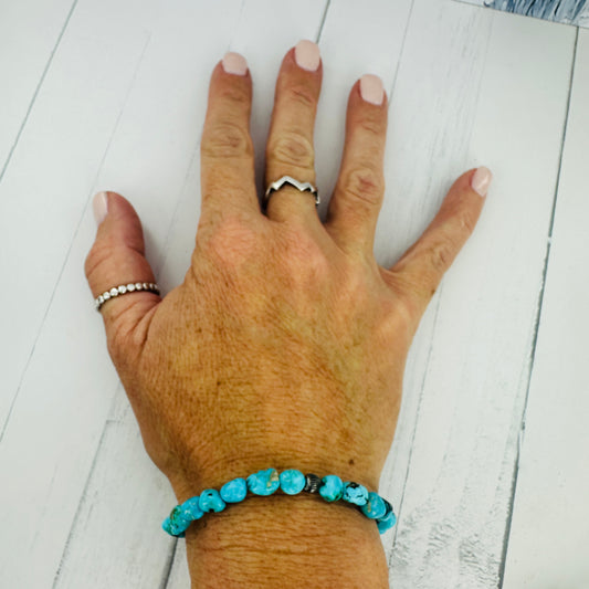 White Buffalo or Turquoise Stretch Bracelets