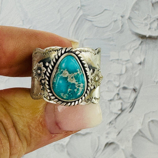White Water Turquoise Cigar Band Ring {Size 8}