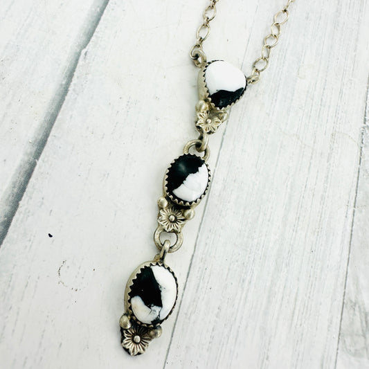 Eclipse d’Argent Necklace
