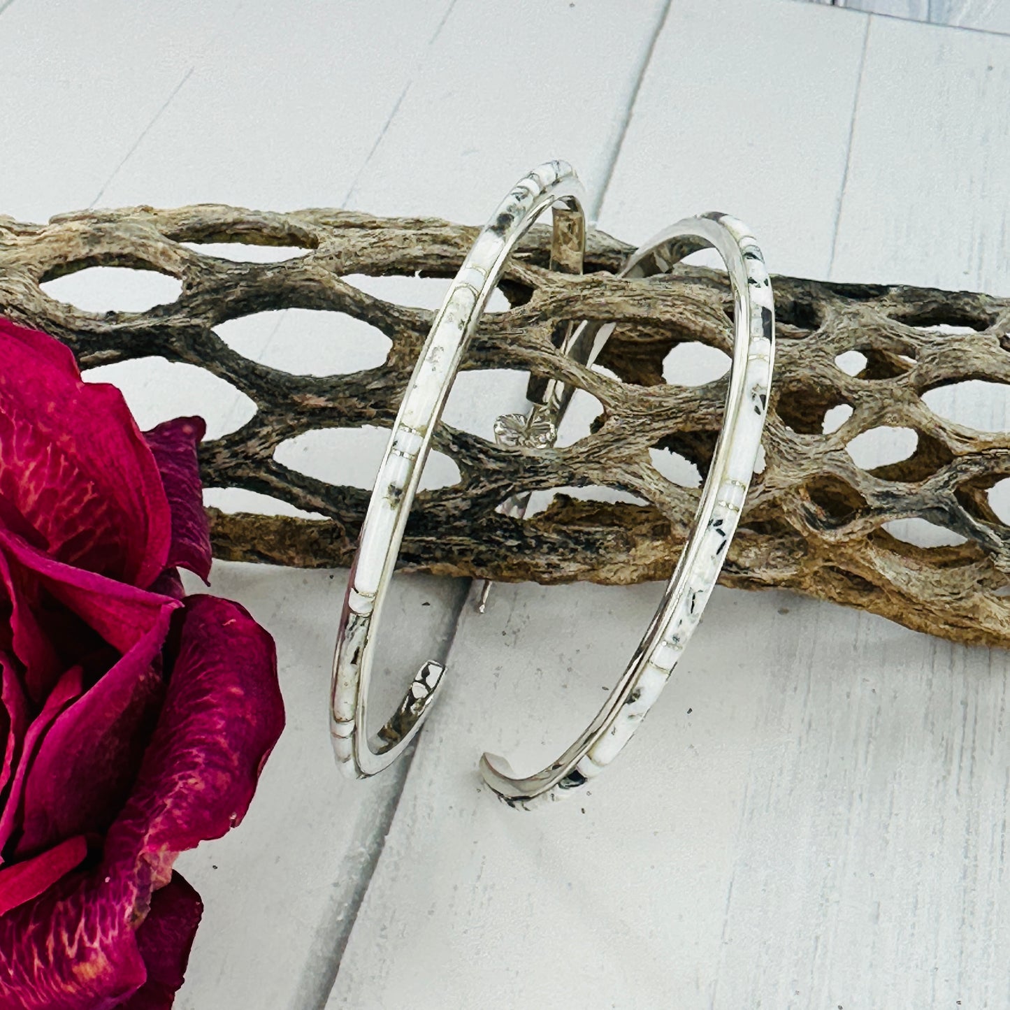 XLARGE {White Buffalo} Hoops